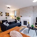 Penthouse - Private Rooftop *