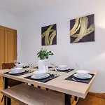 Penthouse - Private Rooftop Daire *