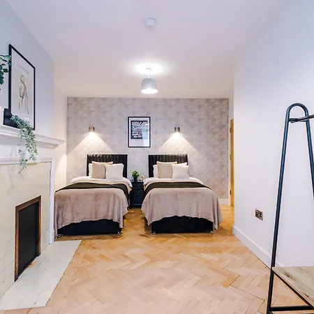 Penthouse With Private Roof Terrace Апартаменты Йорк