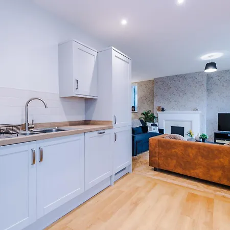 Penthouse With Private Roof Terrace Apartment York